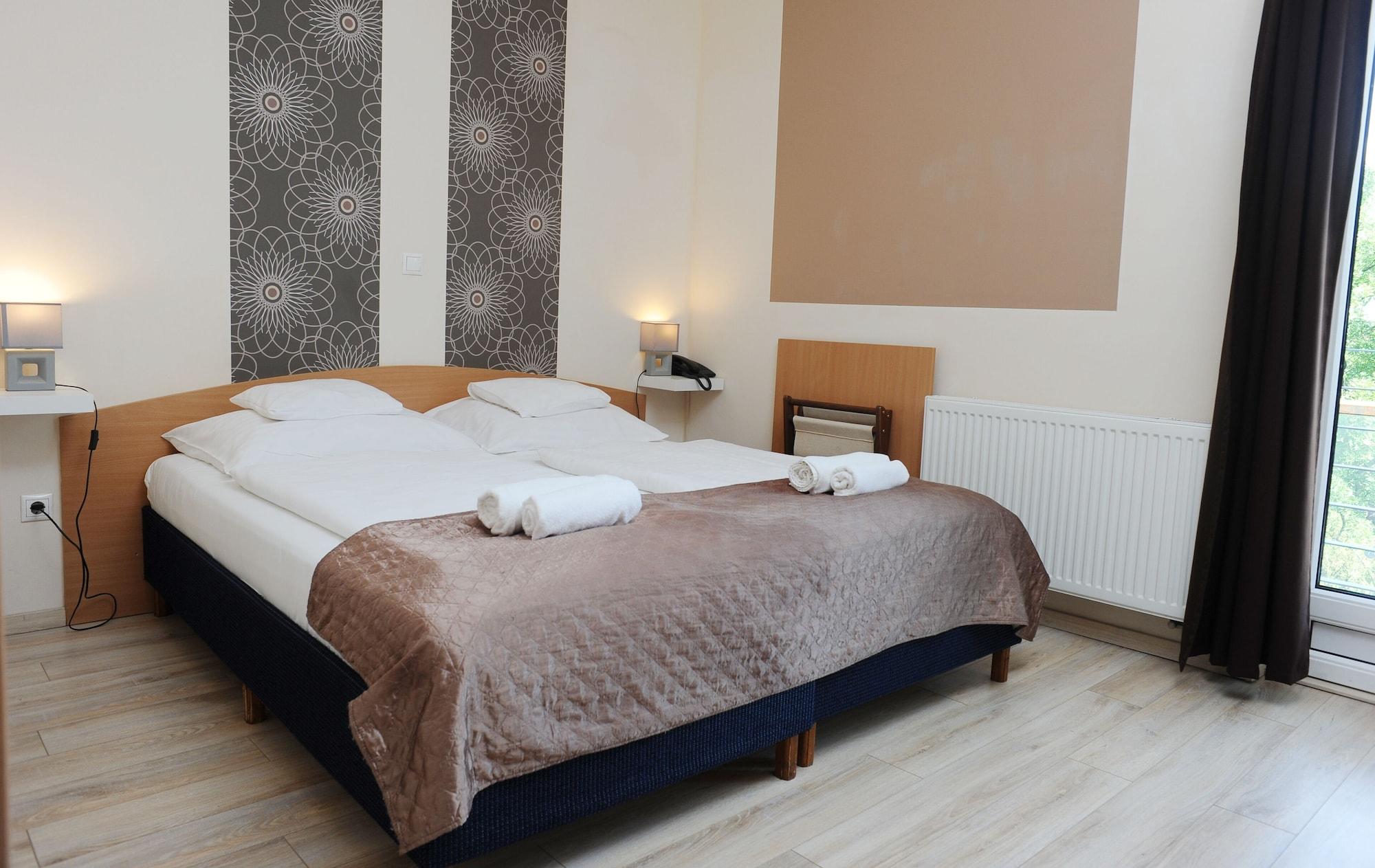 Papillon Budapest