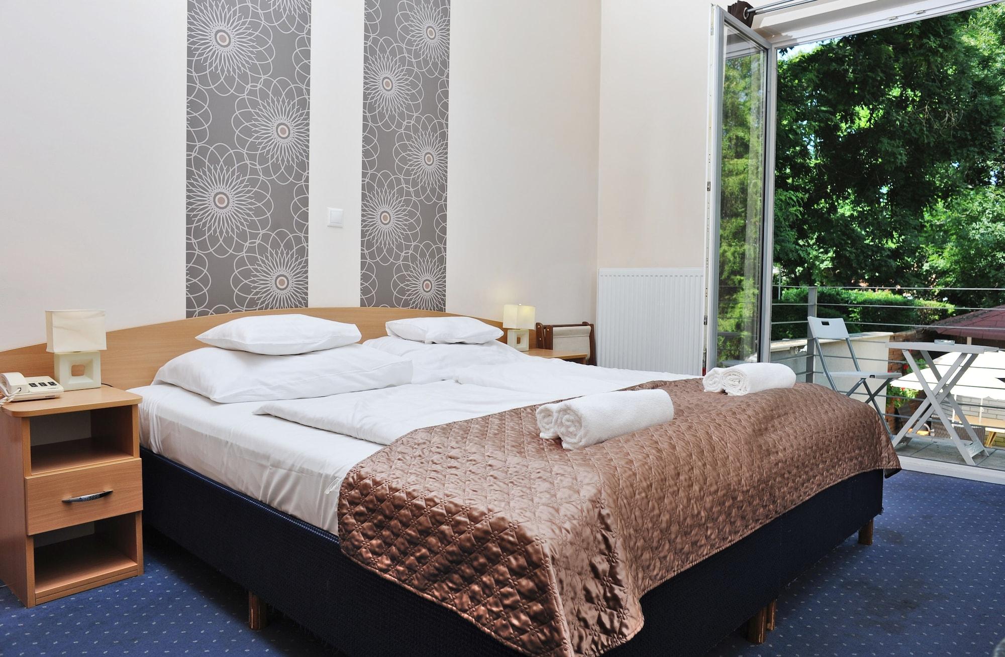 Papillon Budapest